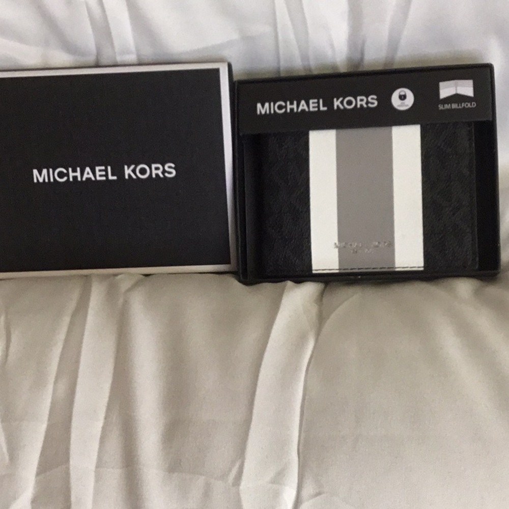 Men’s Leather Michael Kors Wallet